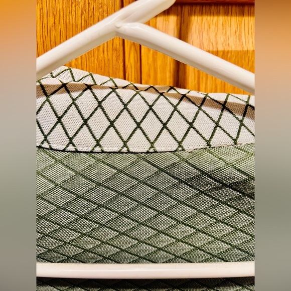 Vintage Men's Dk Green and White Patterned Jacket w/ Buttoned Front Pockets - Picture 8 of 16